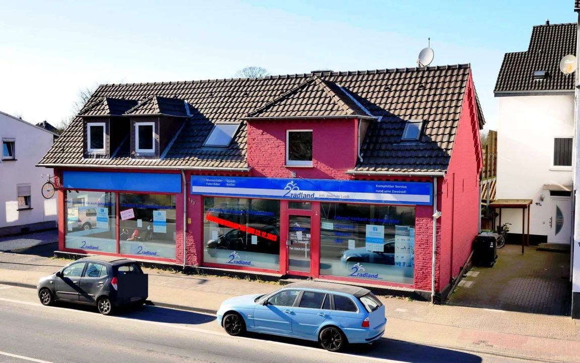 Attraktive und vielseitig nutzbare Immobilie / Grundstück in Kleve (gegenüber dem Finanzamt)
